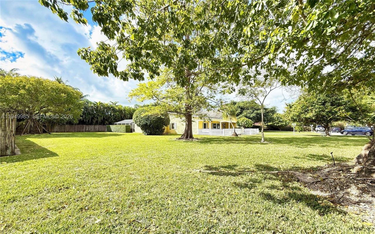 19280 SW 304th St, Homestead, FL 33030 Photo