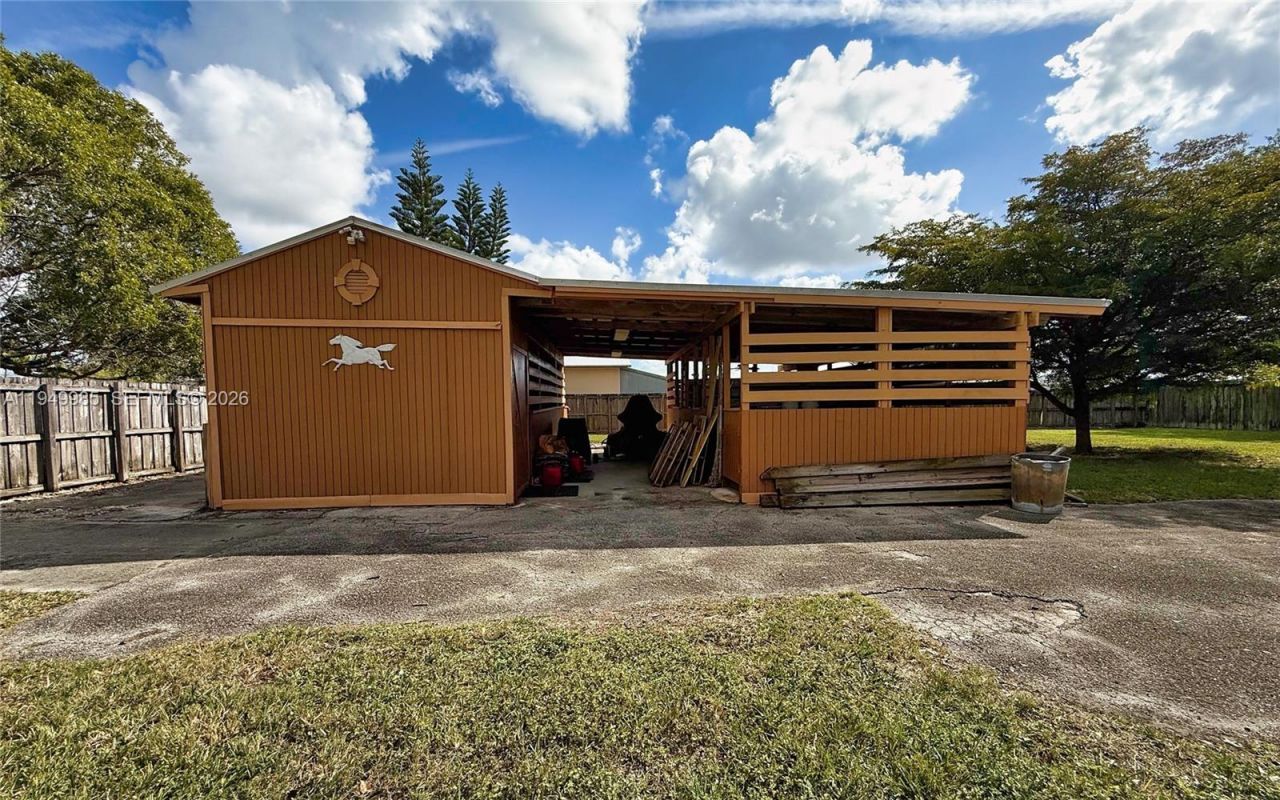 19280 SW 304th St, Homestead, FL 33030 Photo