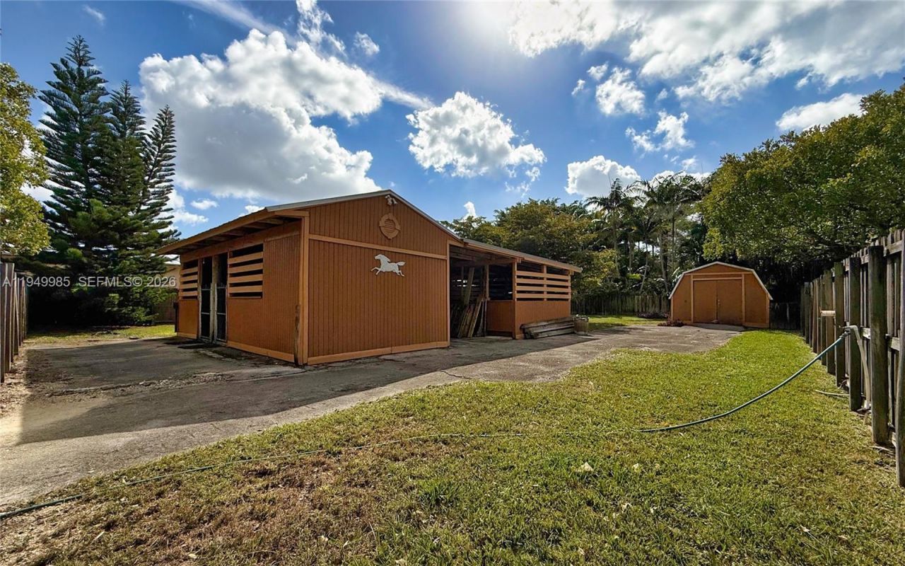 19280 SW 304th St, Homestead, FL 33030 Photo