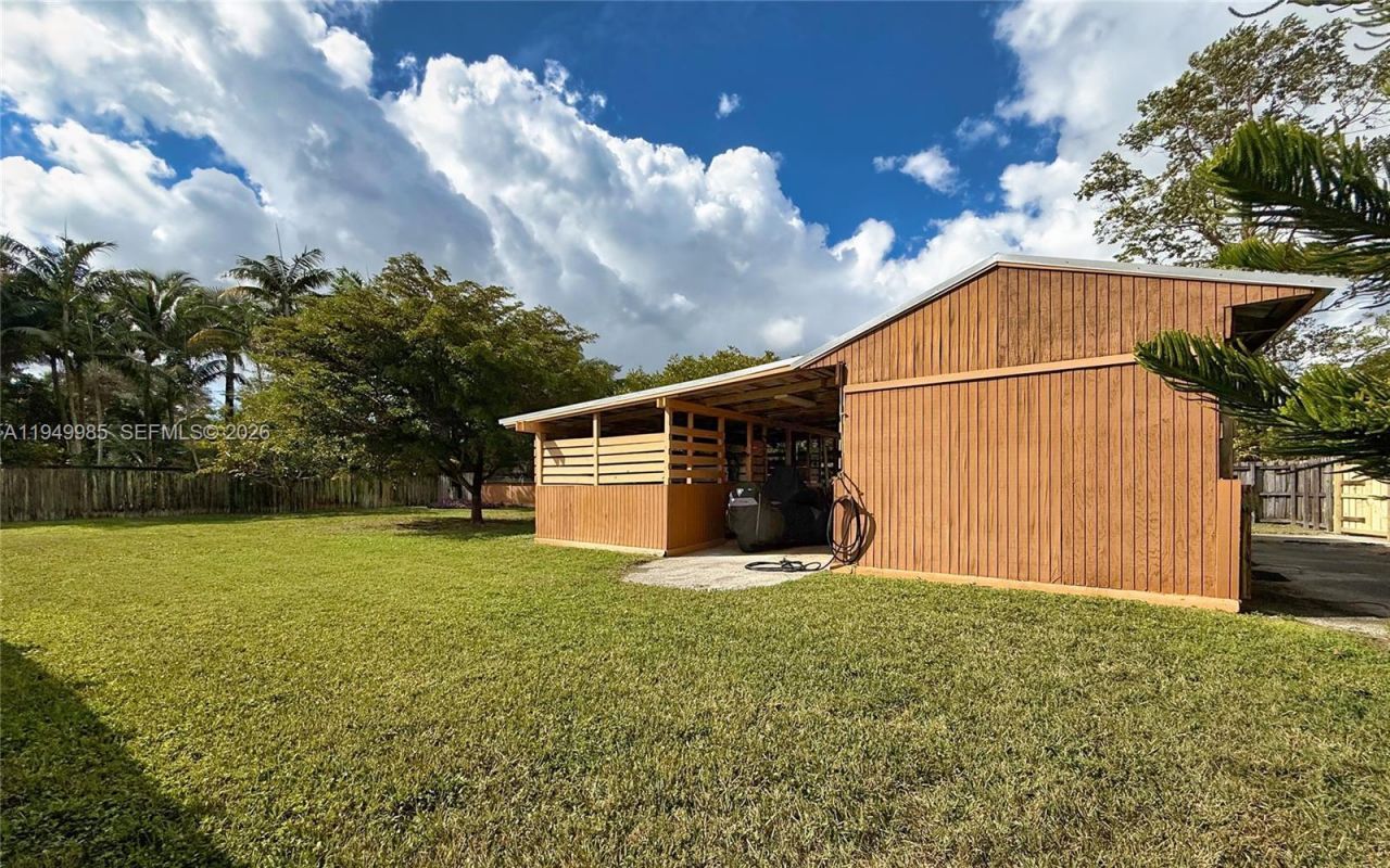 19280 SW 304th St, Homestead, FL 33030 Photo