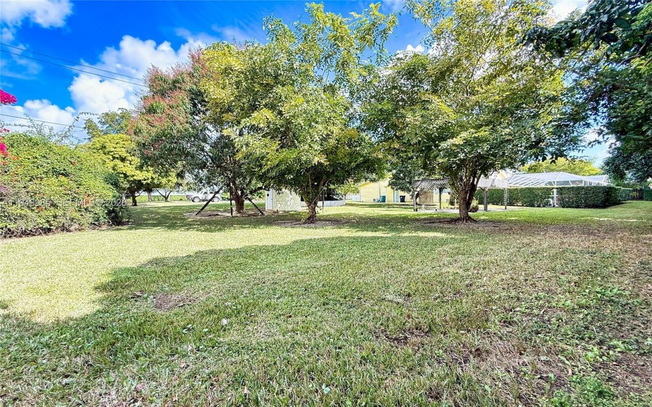 19280 SW 304th St, Homestead, FL 33030 Photo