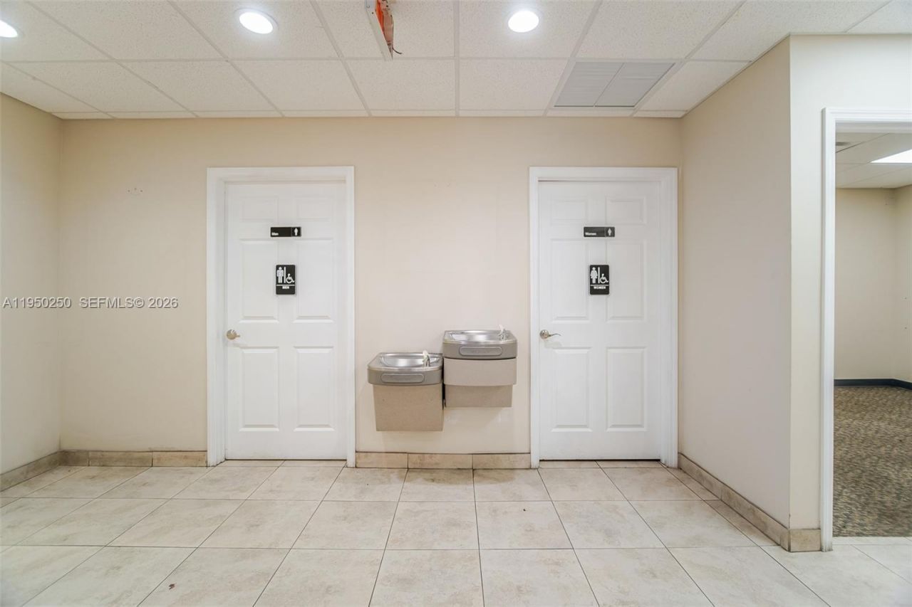 1001 NW 72nd St , Miami, FL 33150 Photo