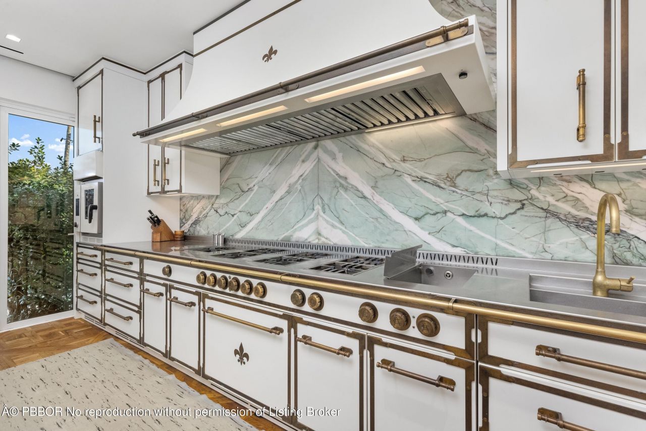 680 S Ocean Boulevard, Palm Beach, FL 33480 Photo