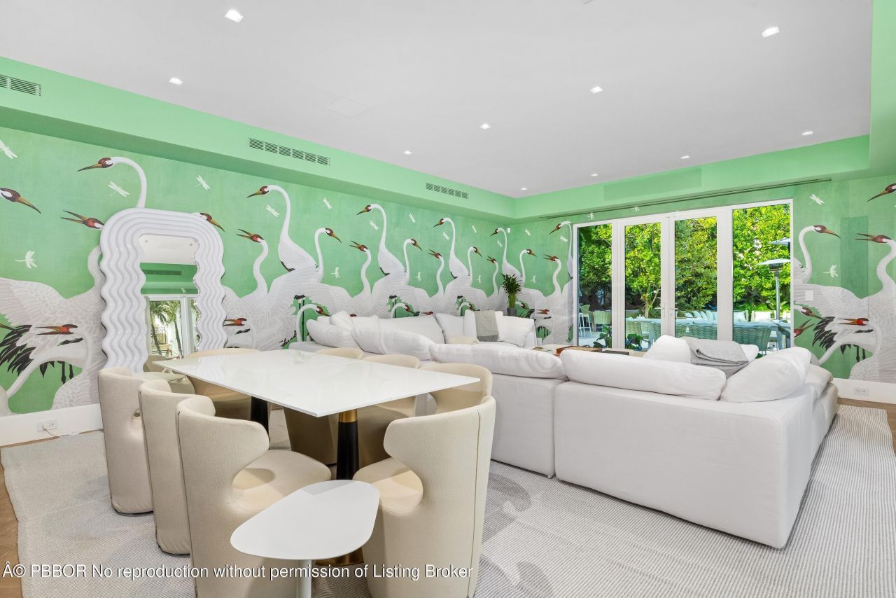 680 S Ocean Boulevard, Palm Beach, FL 33480 Photo