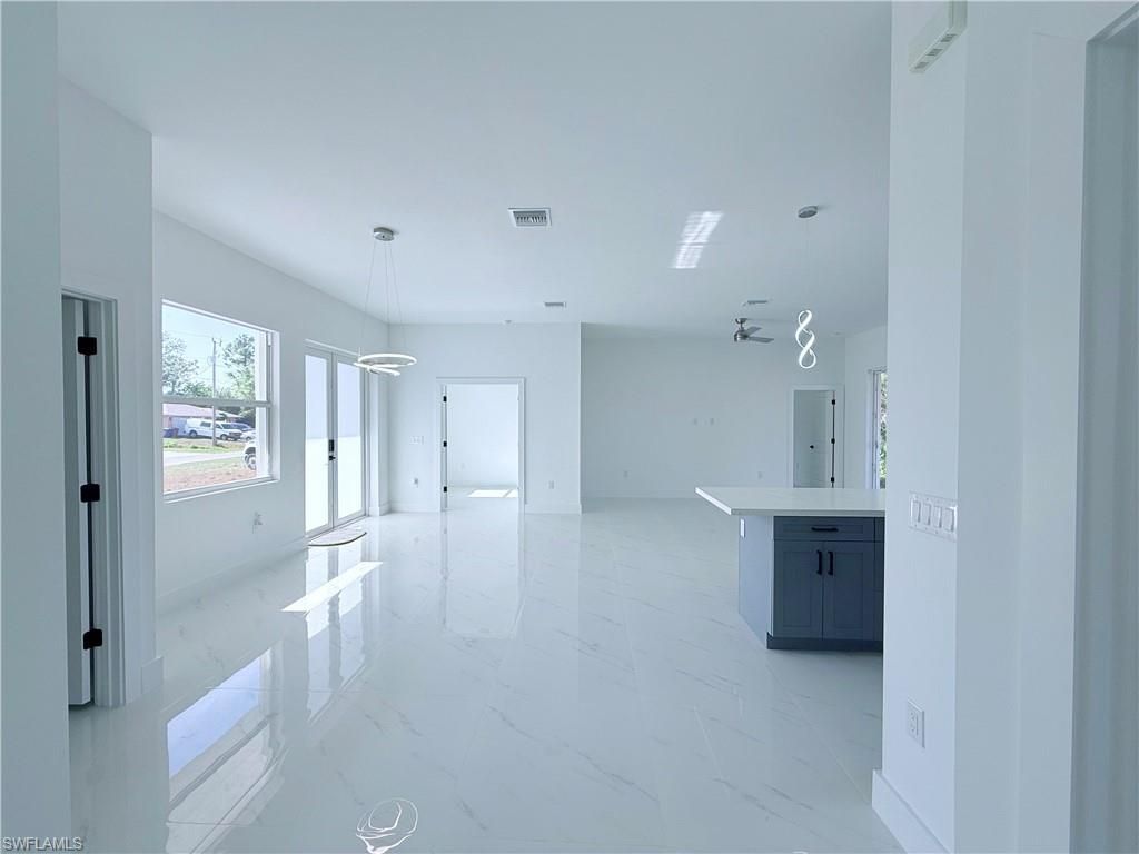 4006 2nd St Sw, Lehigh Acres, FL 33976 Photo