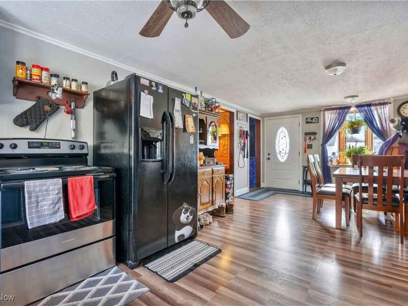 11335 Meadowbrook Avenue, Alliance, OH 44601 Photo 11