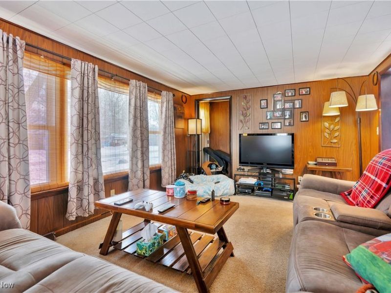 11335 Meadowbrook Avenue, Alliance, OH 44601 Photo 5