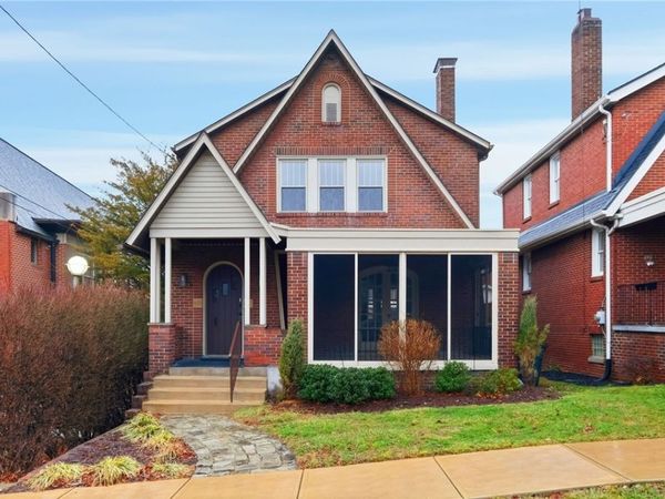 359 Pennsylvania Ave, Oakmont, PA 15139