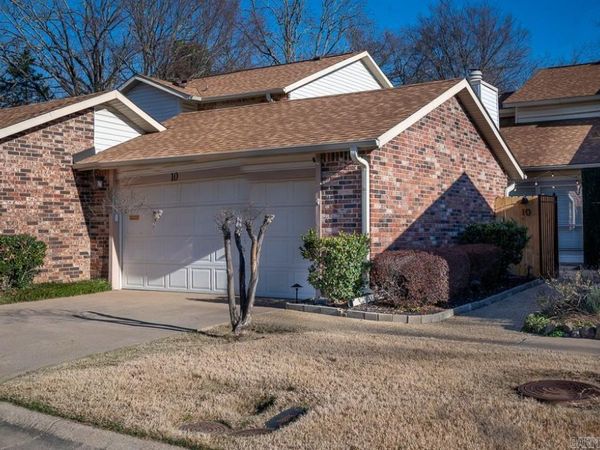 10 Hampshire Circle, Little Rock, AR 72212
