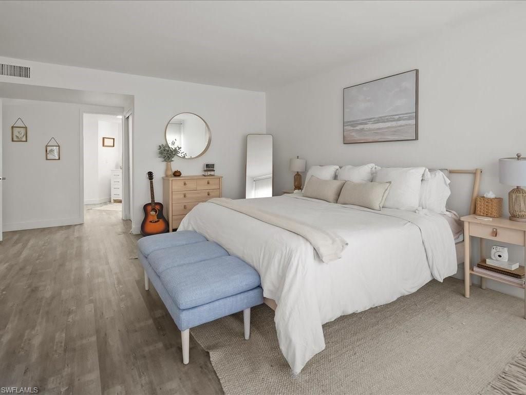 975 Palm View Dr, Unit A302, Naples, FL 34110 Photo