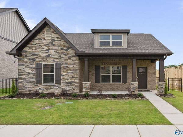17407 Brooklawn Street, Athens, AL 35611