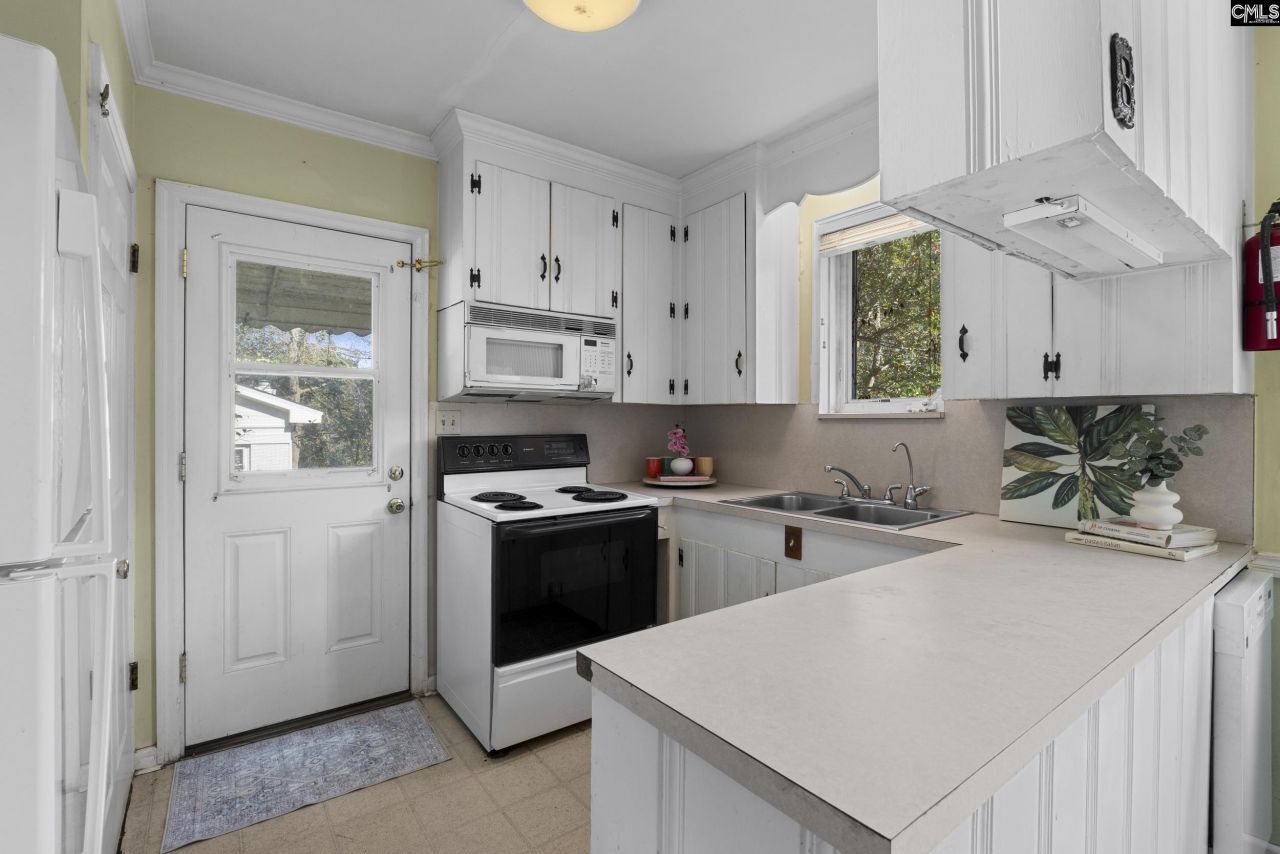 1510 Shirley Street  Photo 9