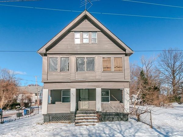 813 Wayside Road, Cleveland, OH 44110