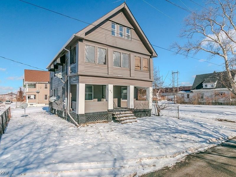 813 Wayside Road, Cleveland, OH 44110 Photo 22