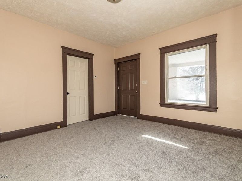813 Wayside Road, Cleveland, OH 44110 Photo 6