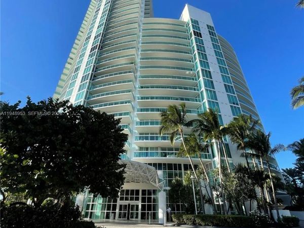 1000 S Pointe Dr, Unit 308, Miami Beach, FL 33139