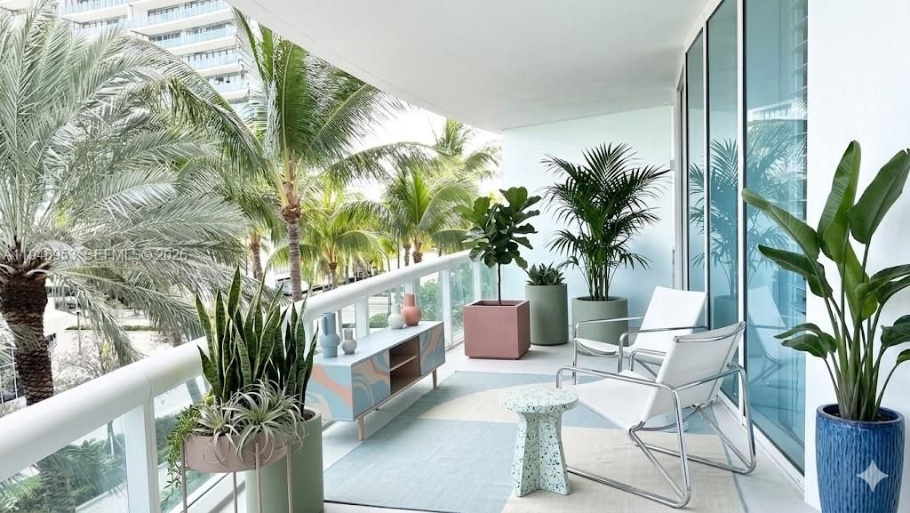 1000 S Pointe Dr , Unit 308, Miami Beach, FL 33139 Photo