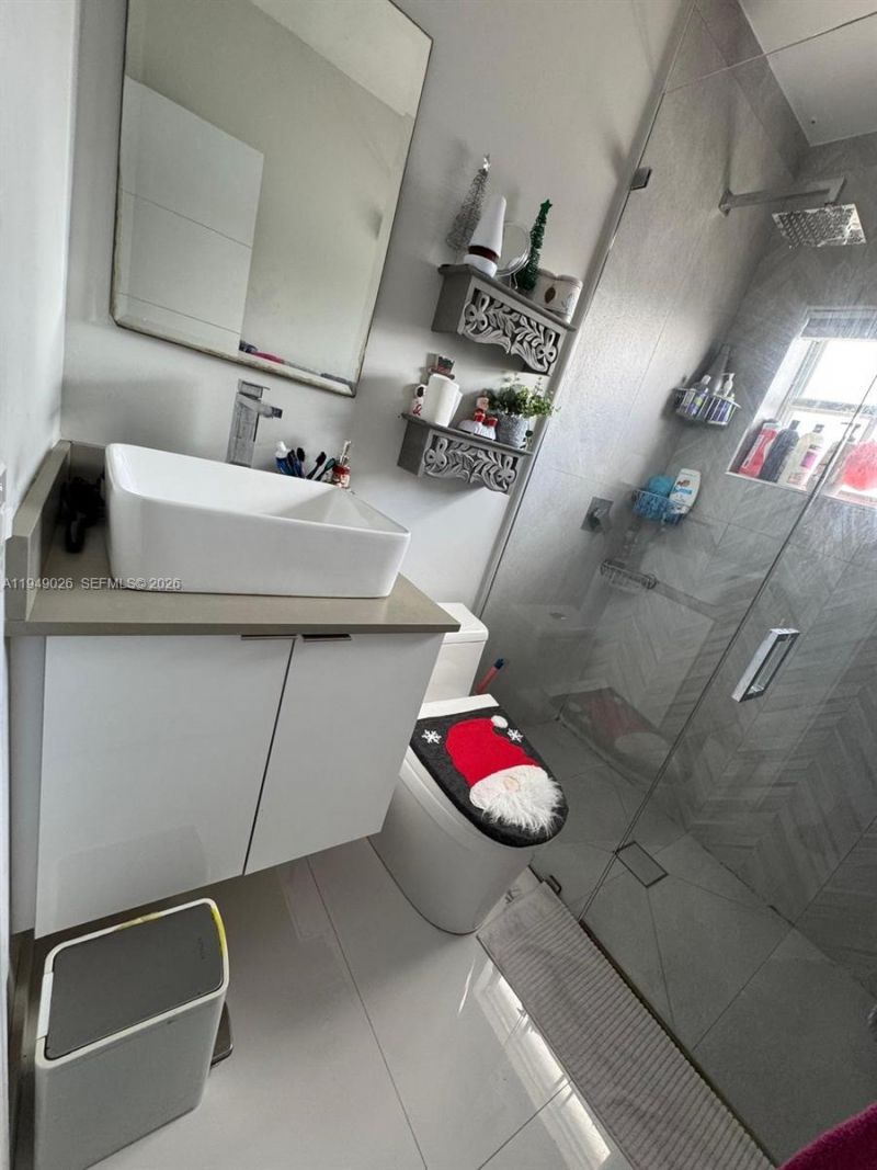 3551 Palm Ave, Unit 3551, Hialeah, FL 33012 Photo