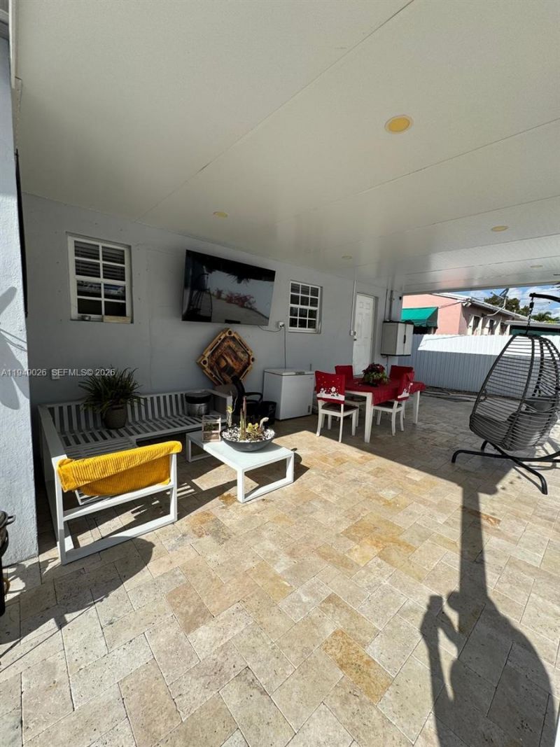 3551 Palm Ave, Unit 3551, Hialeah, FL 33012 Photo