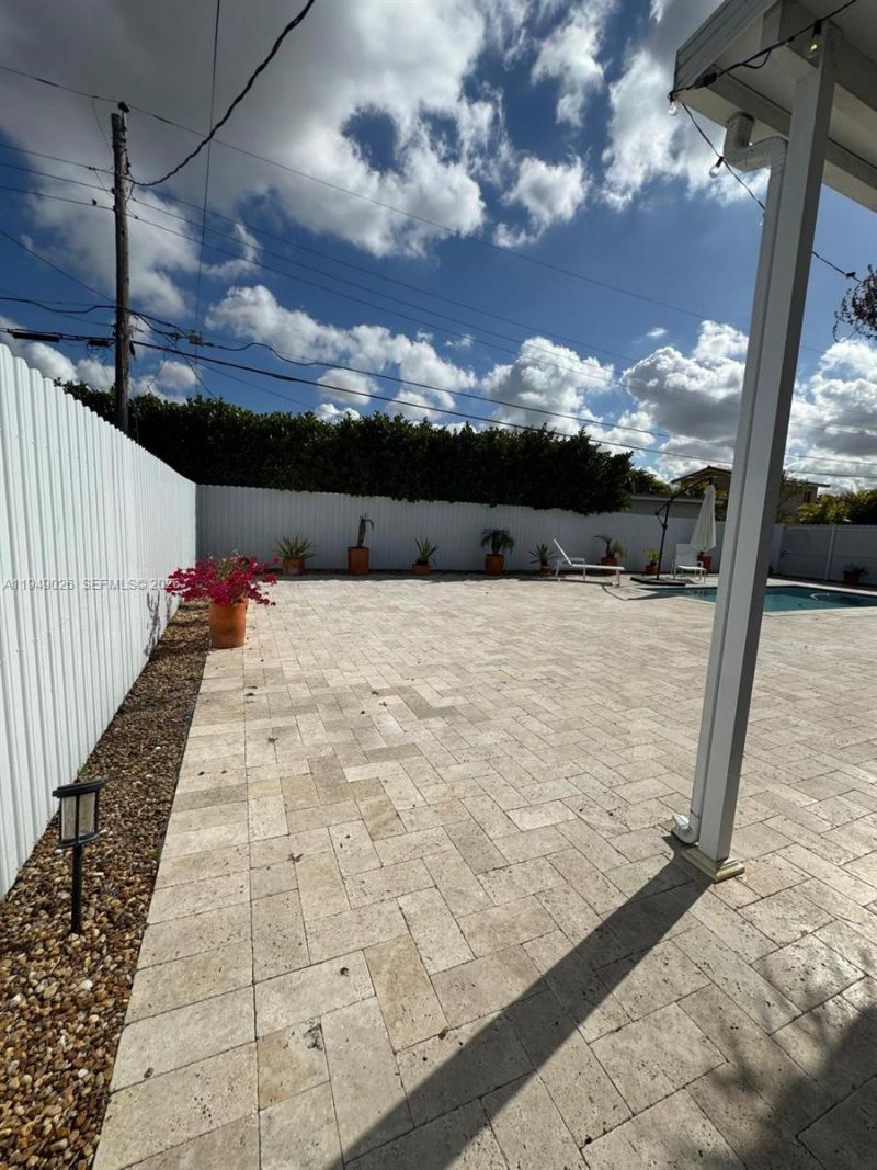 3551 Palm Ave, Unit 3551, Hialeah, FL 33012 Photo