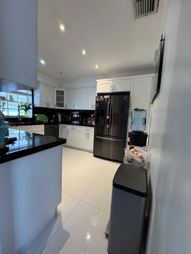 3551 Palm Ave, Unit 3551, Hialeah, FL 33012 Photo