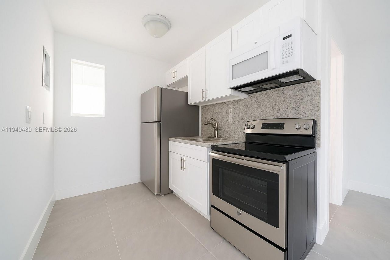 5740 Mayo St, Unit 1, Hollywood, FL 33023 Photo