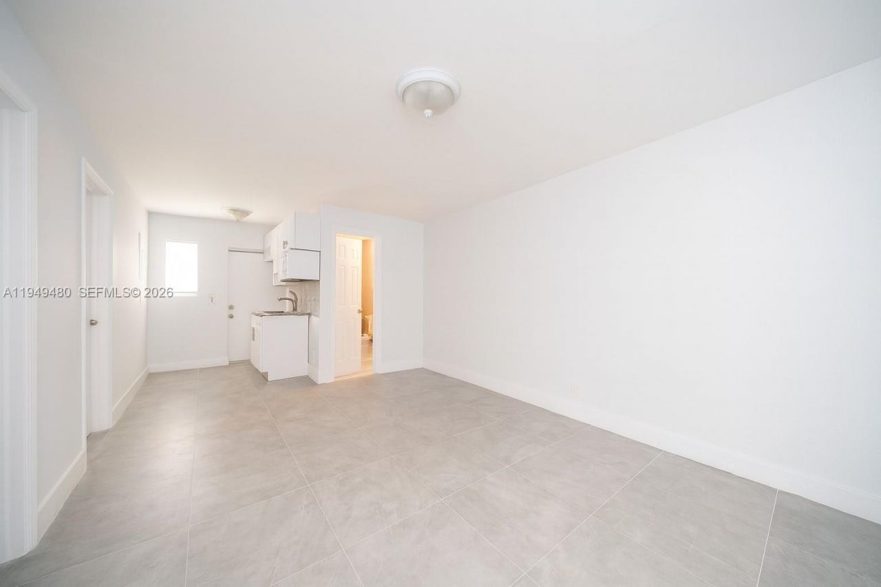 5740 Mayo St, Unit 1, Hollywood, FL 33023 Photo