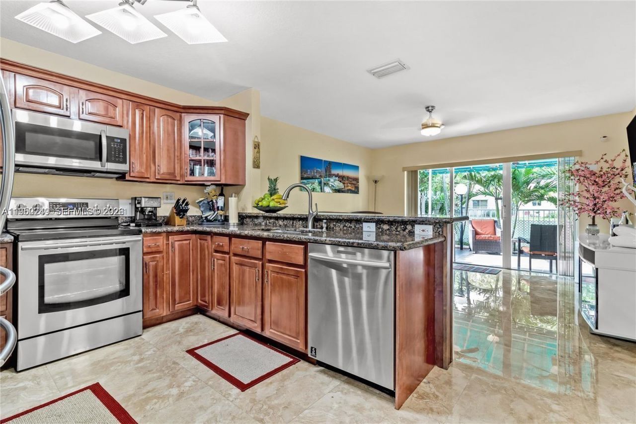 16453 SW 97th St, Miami, FL 33196 Photo