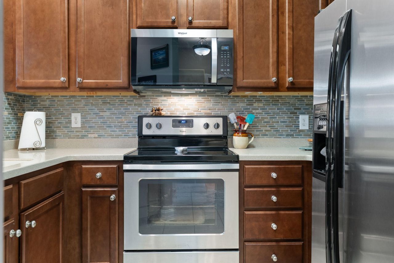 1101 Basildon Road Photo 14