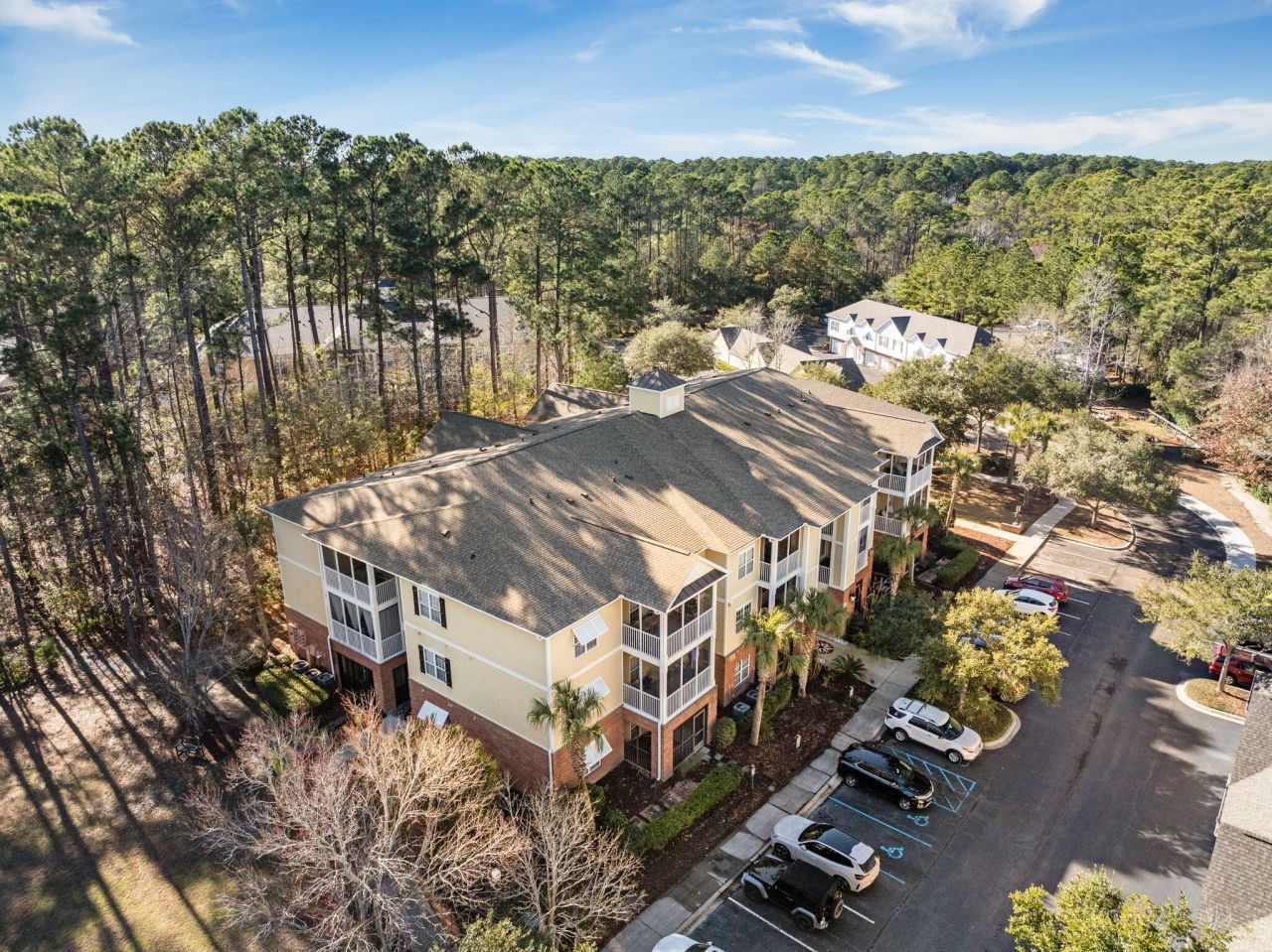 1101 Basildon Road Photo 31