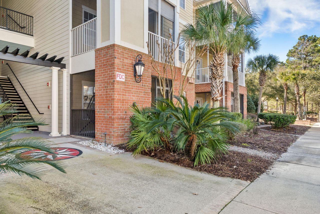 1101 Basildon Road Photo 4