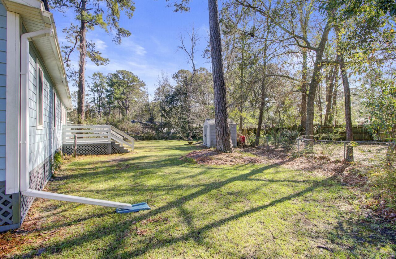 402 Golf Road Photo 35