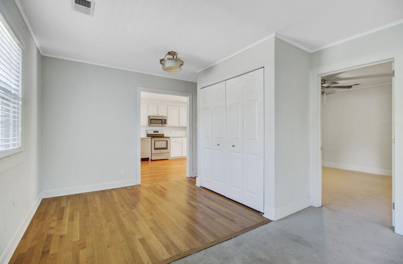 402 Golf Road Photo 8