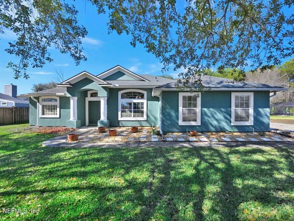 148 VILLAGE GREEN Avenue, St. Johns, FL 32259