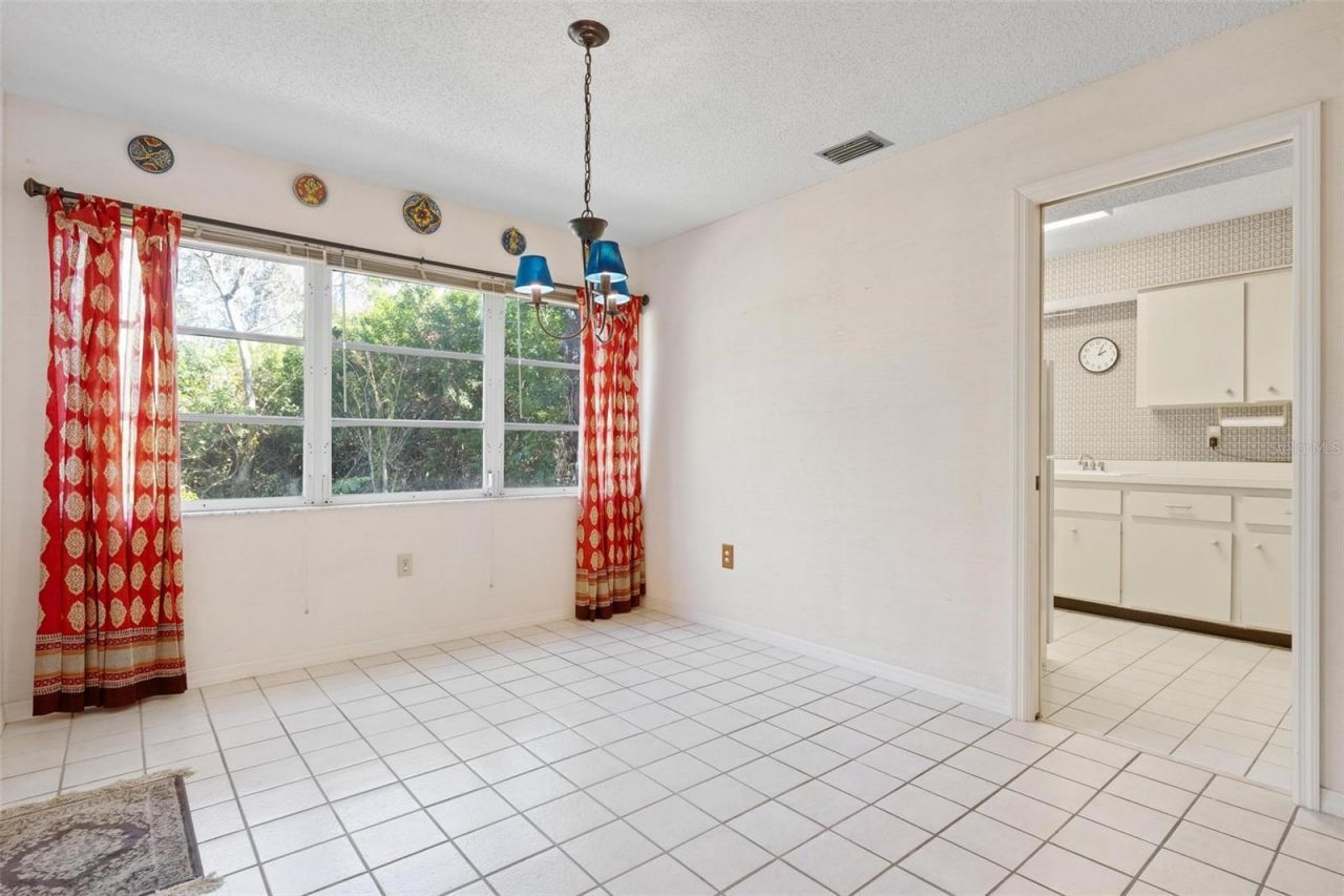 6964 Country Lakes Circle, Sarasota, FL 34243 Photo