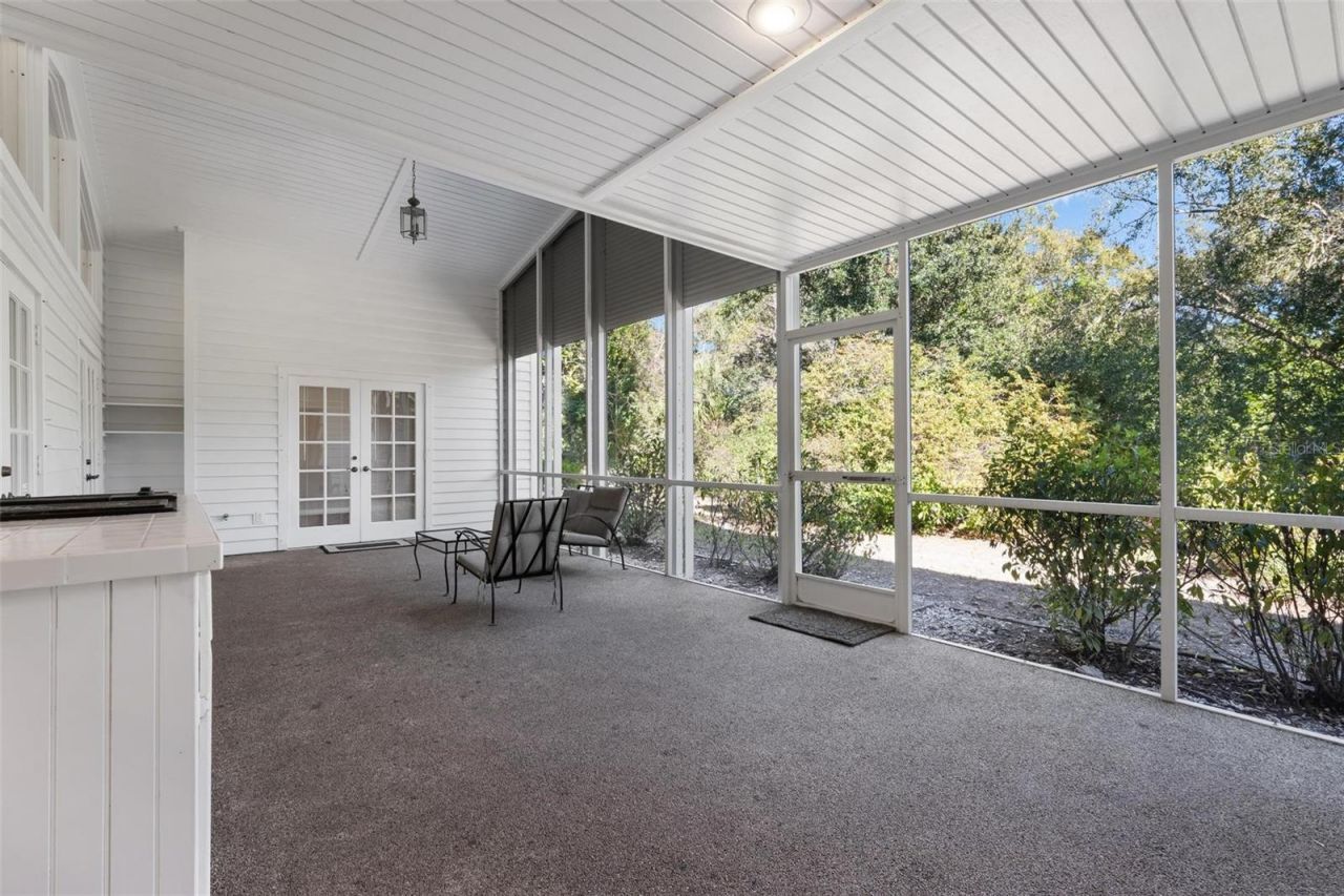 6964 Country Lakes Circle, Sarasota, FL 34243 Photo