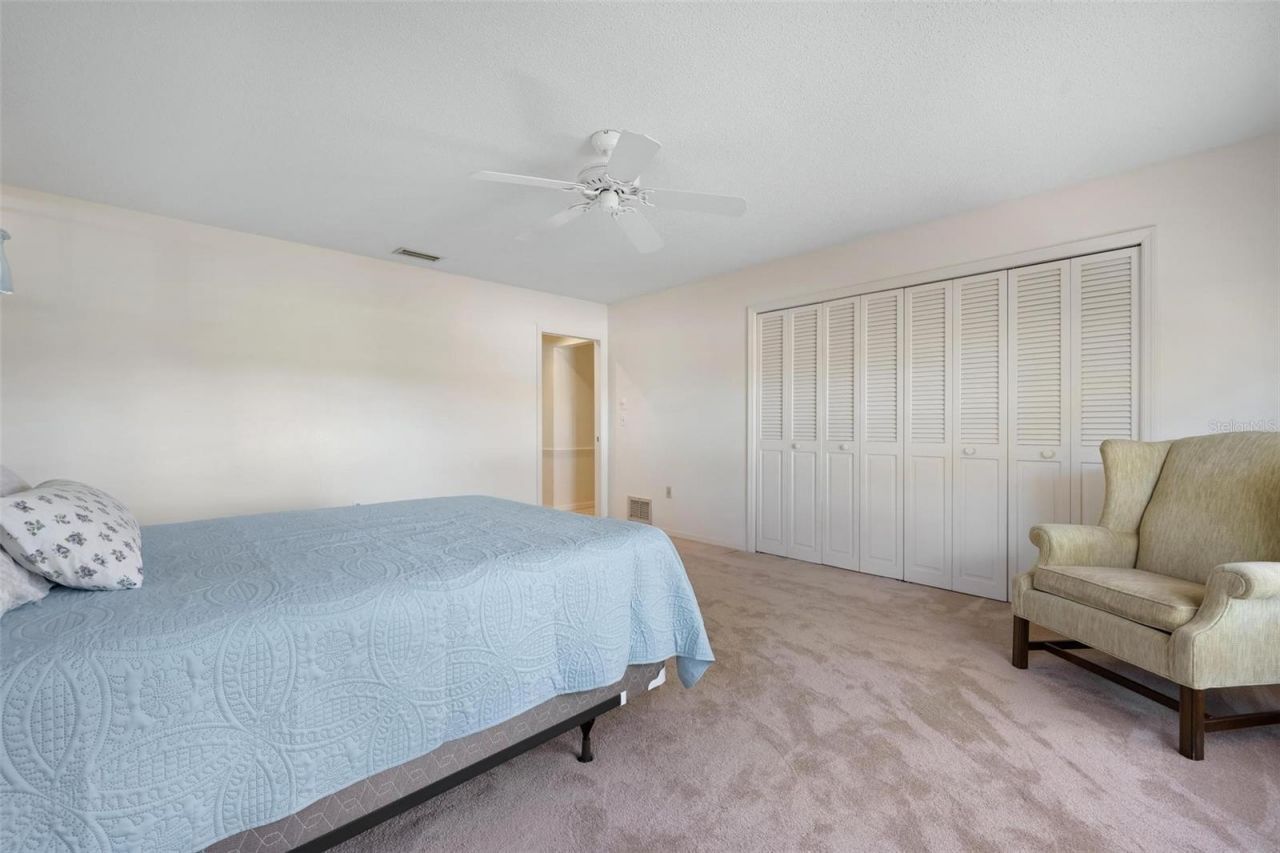 6964 Country Lakes Circle, Sarasota, FL 34243 Photo