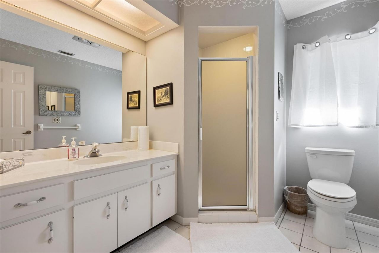 6964 Country Lakes Circle, Sarasota, FL 34243 Photo