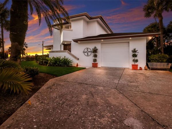 106 49TH STREET, HOLMES BEACH, FL 34217