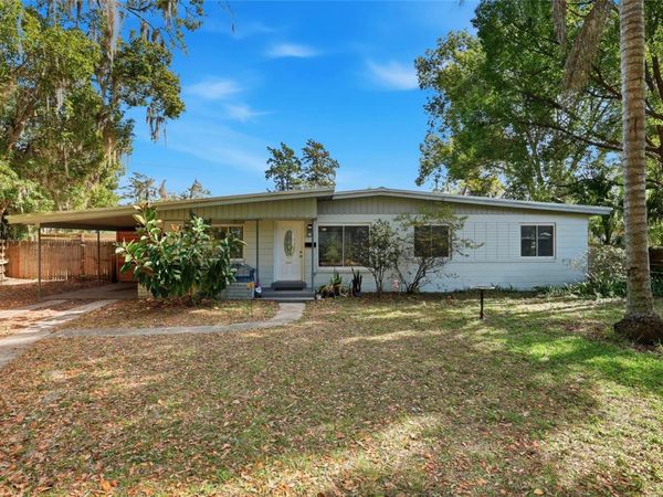 1115 NE 5TH PLACE, GAINESVILLE, FL 32601