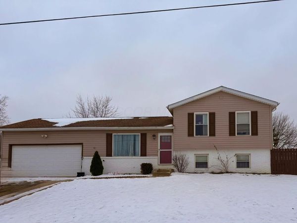 4537 Cardan Lane , Centerburg, OH 43011