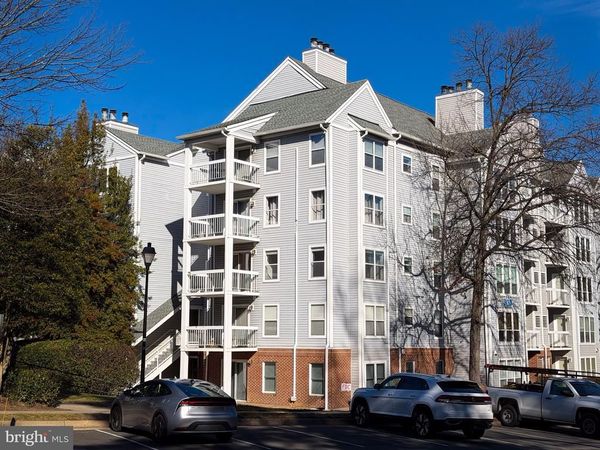 3179 SUMMIT SQUARE DRIVE, Unit 2-C4, OAKTON, VA 22124