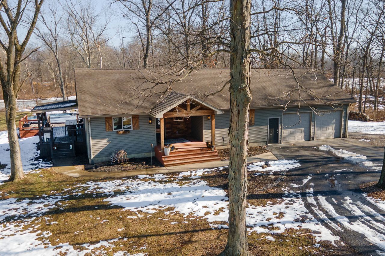 3538 Bell Lane, Du Quoin, IL 62832 Main Photo