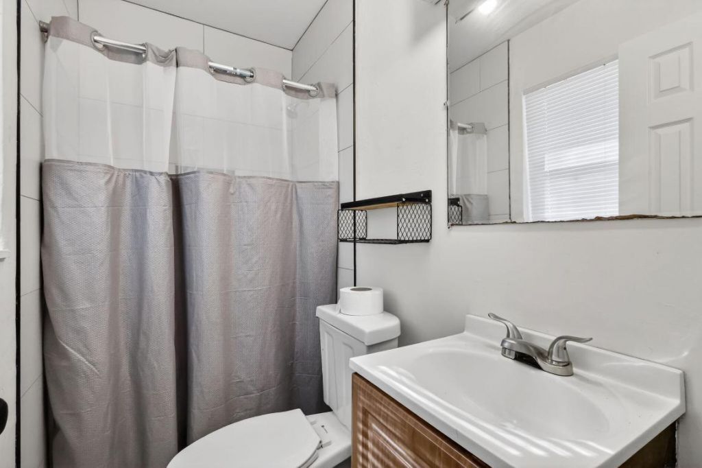 926 S 13th Avenue S, Lake Worth Beach, FL 33460 Photo