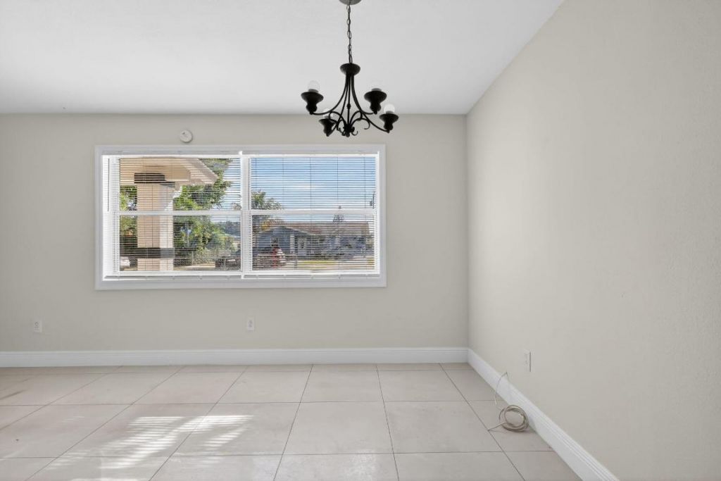 926 S 13th Avenue S, Lake Worth Beach, FL 33460 Photo