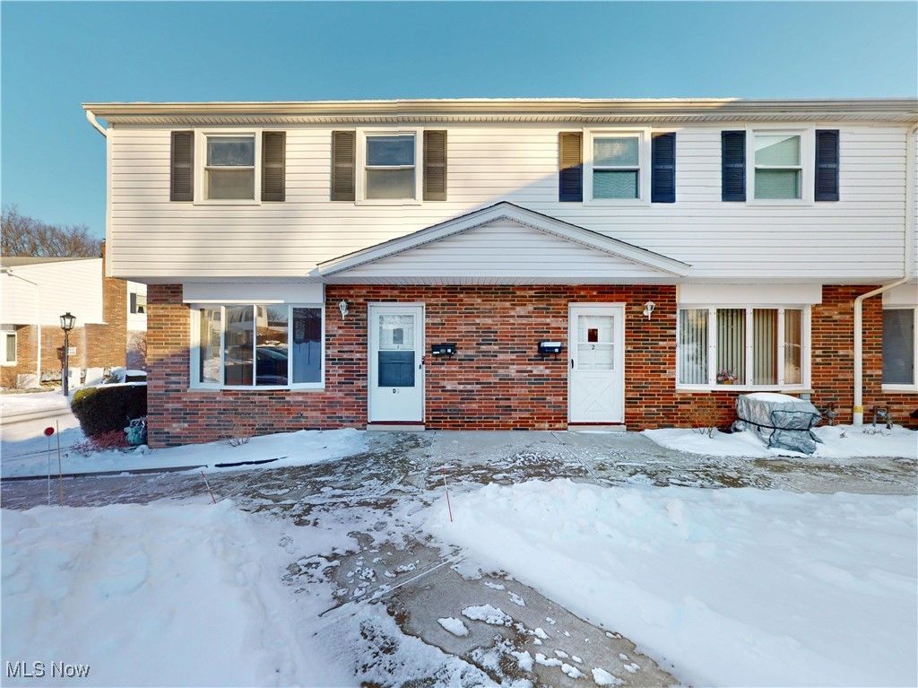 6484 State Road, Unit D1, Parma, OH 44134 Main Photo