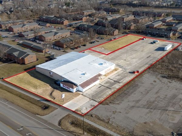 3203 6th Street SW, Cedar Rapids, IA 52404