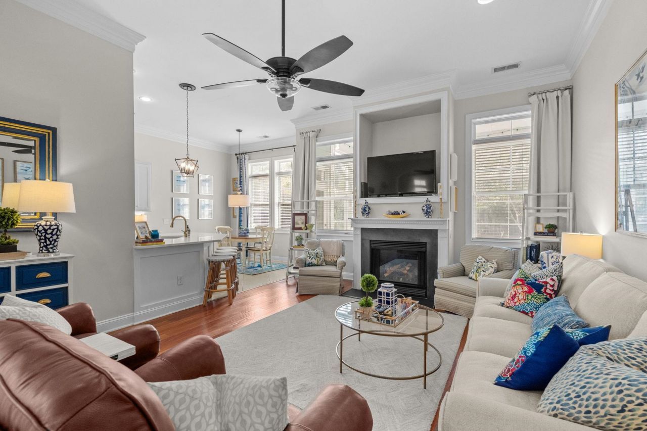 54 Summerlight Dr. Photo 10