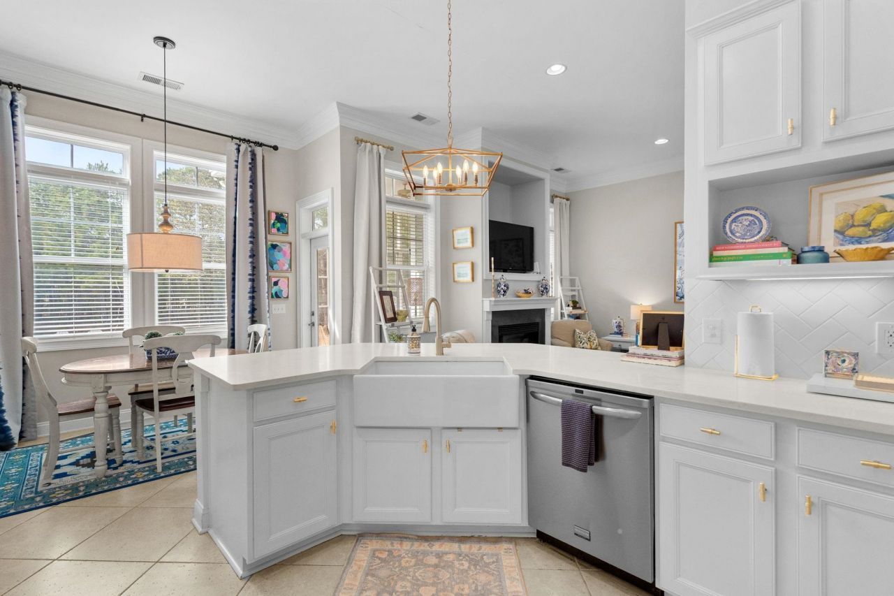 54 Summerlight Dr. Photo 17