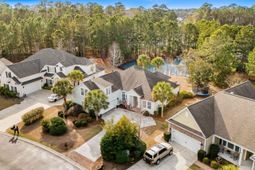 54 Summerlight Dr. photo 4